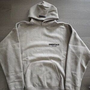 ESSNTIALS Sweatshirt